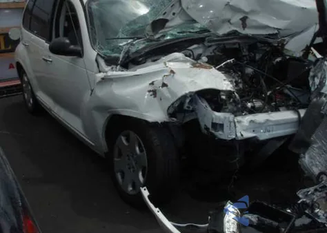 2008 Chrysler Pt Cruiser from USA, damaged, VIN 3A8FY48B28T213247